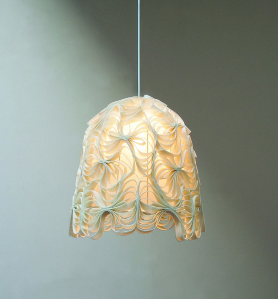 Лампа из гипсовой руки