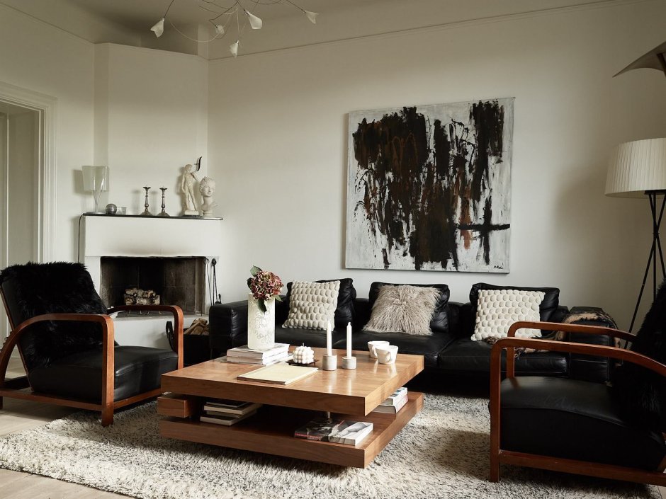 Черной доска в гостиной