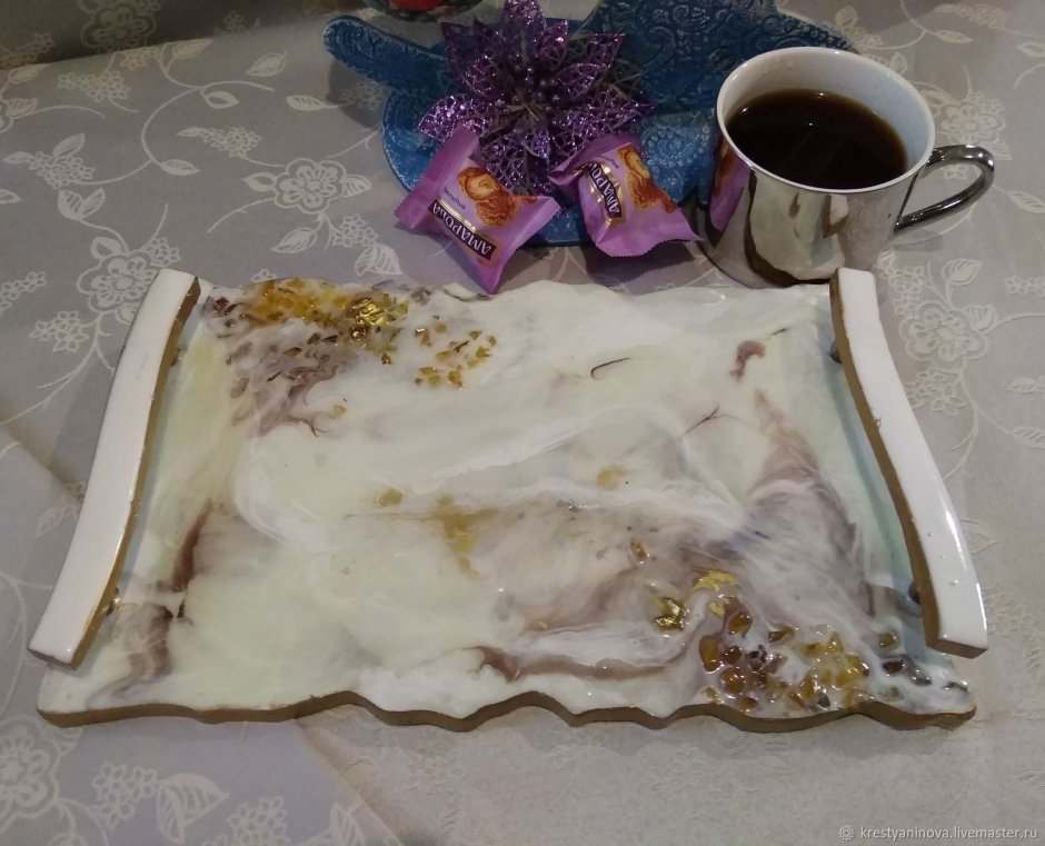 Мраморный поднос