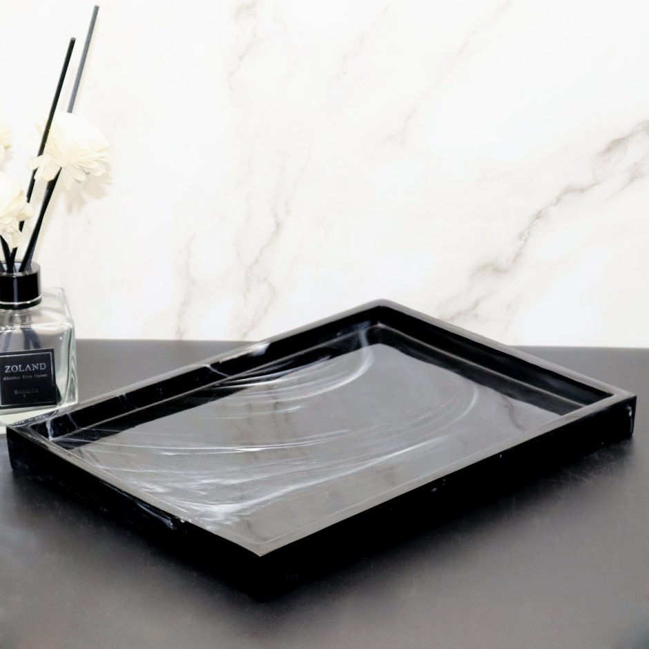 Поднос из белого мрамора