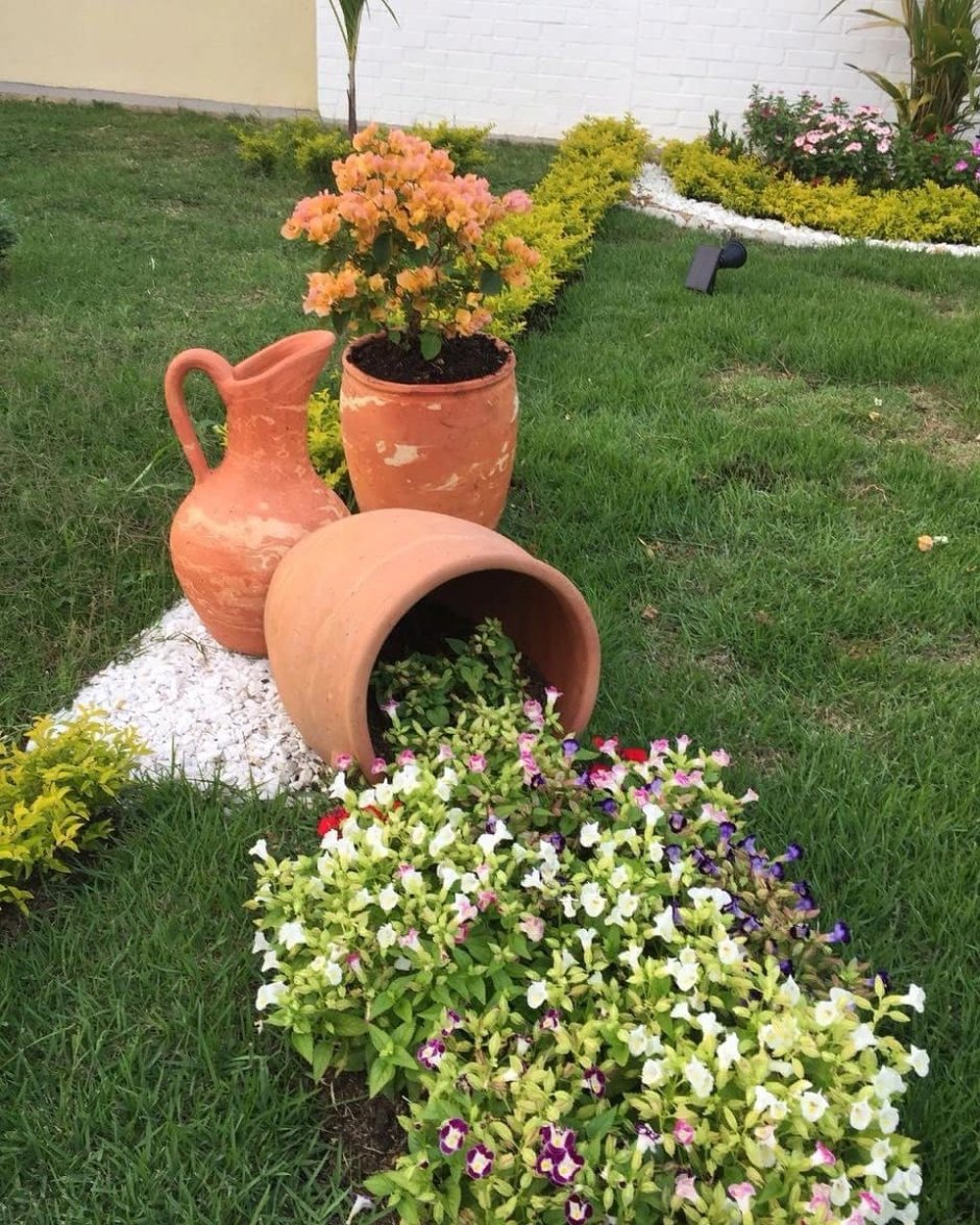 Амфора в ландшафтном дизайне