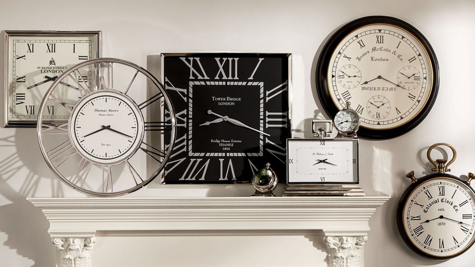 Классические настенные часы в современном интерьере