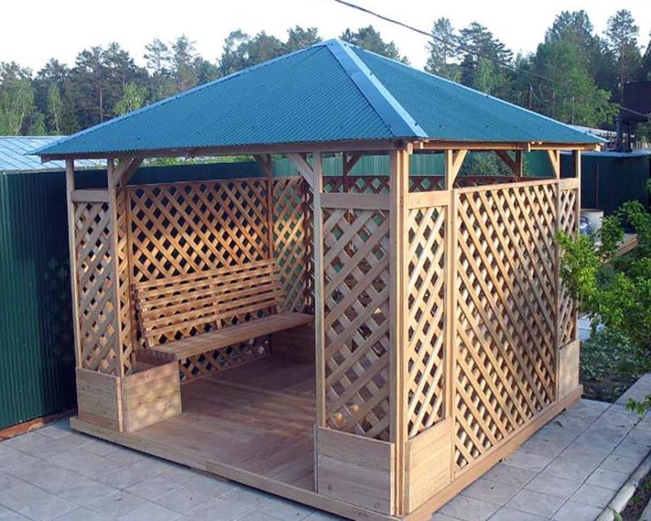 Беседка квадратная деревянная