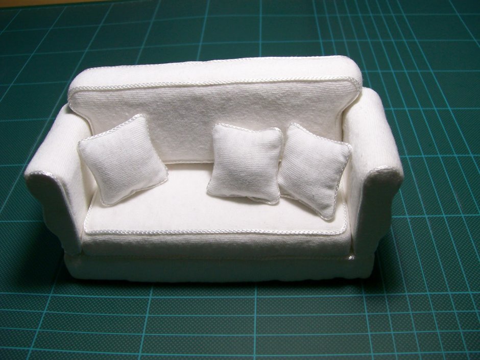 Чистый диван