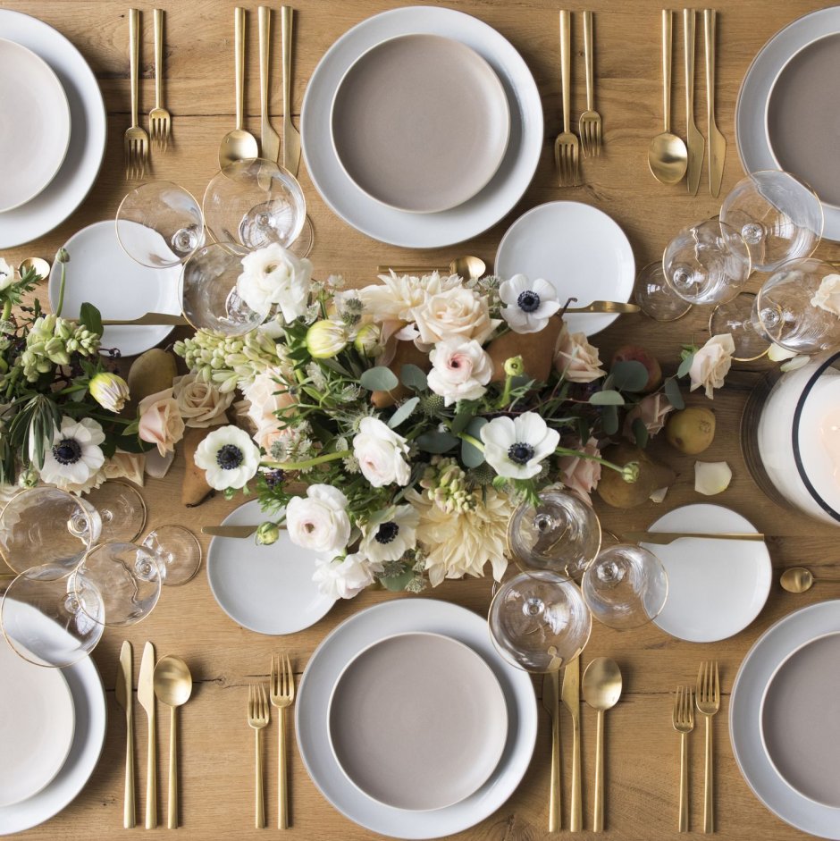 Тематическая сервировка стола