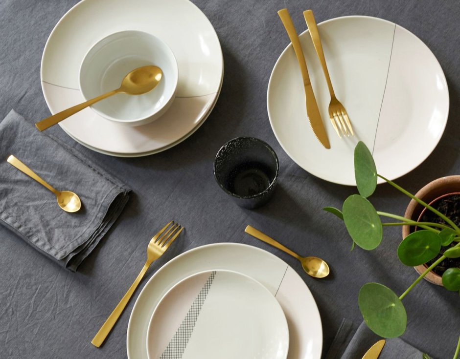 Сервировка стола к завтраку