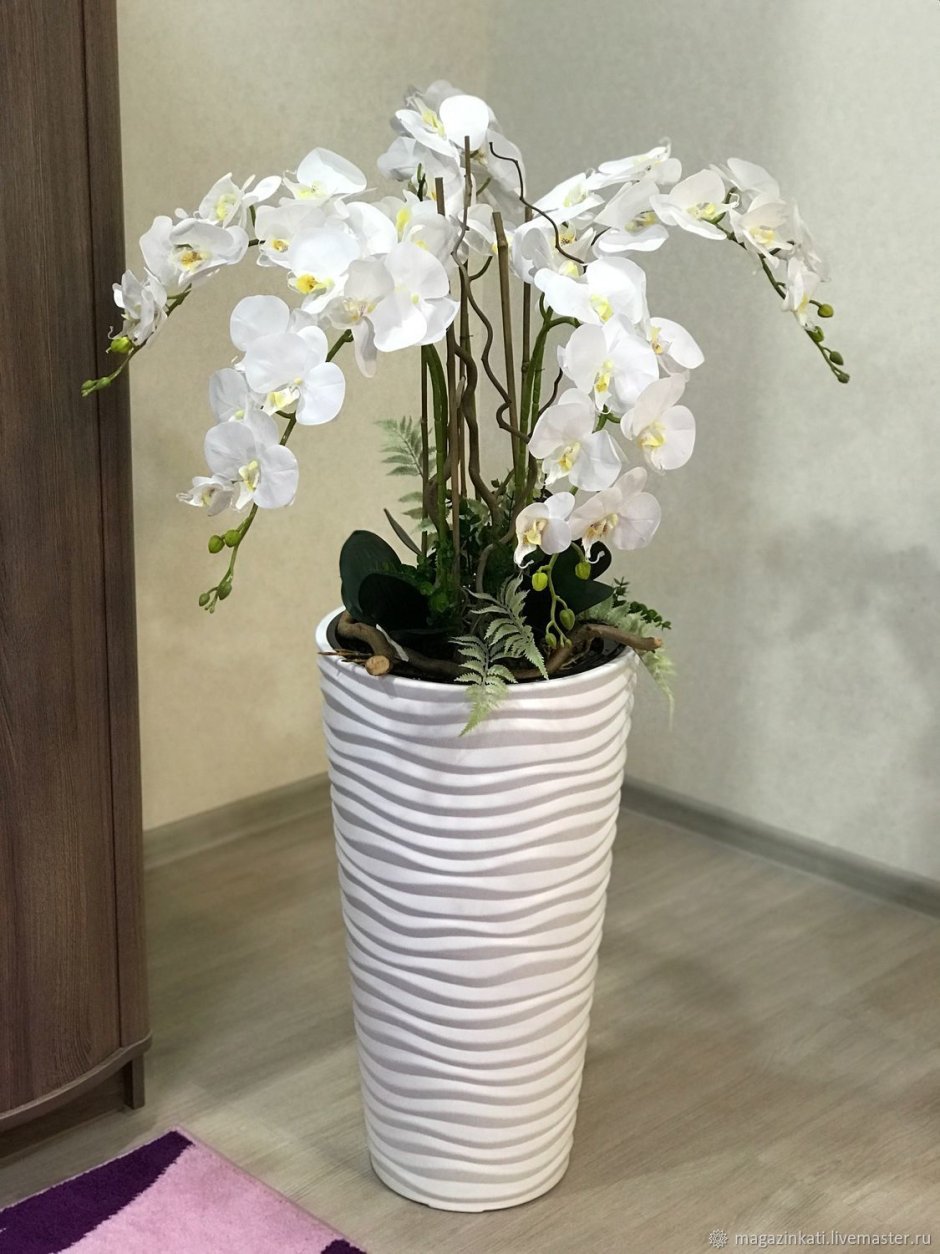 Букет цветов в интерьере квартиры