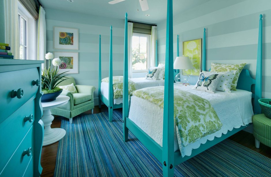 Цвет морской волны пантон