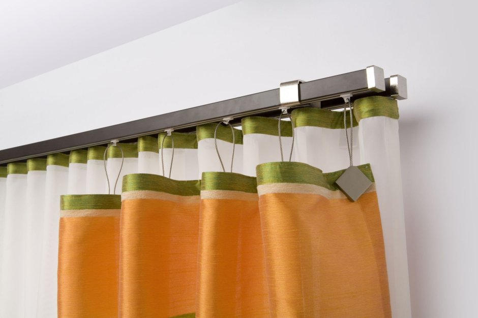 Карнизы для штор и тюли