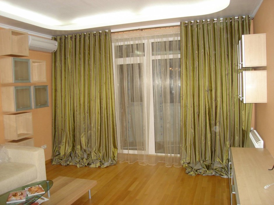 Металлические карнизы в интерьере