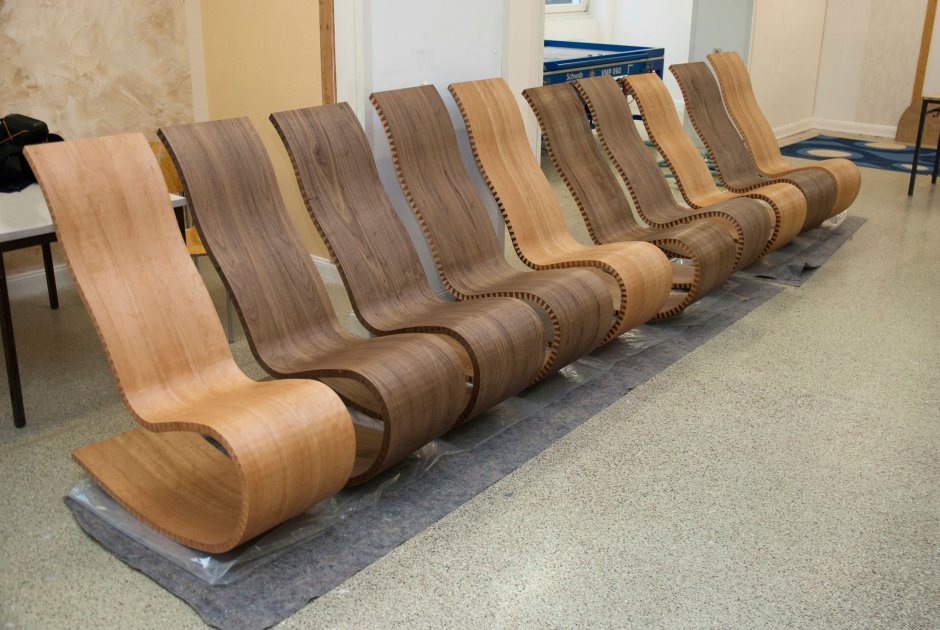 Гнутая мебельная из дерева