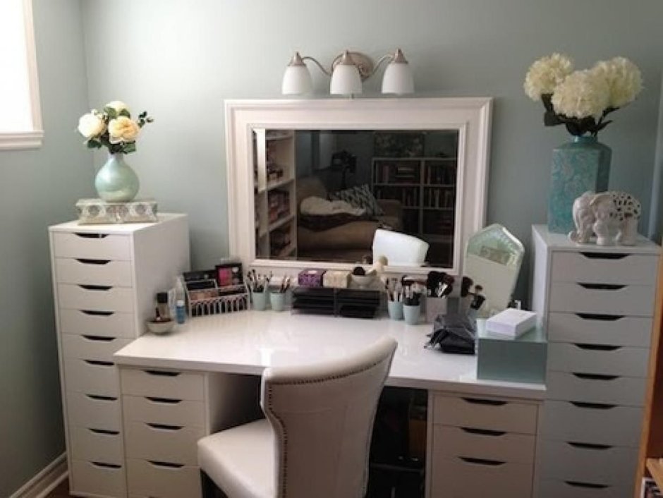 Длинный комод в спальню