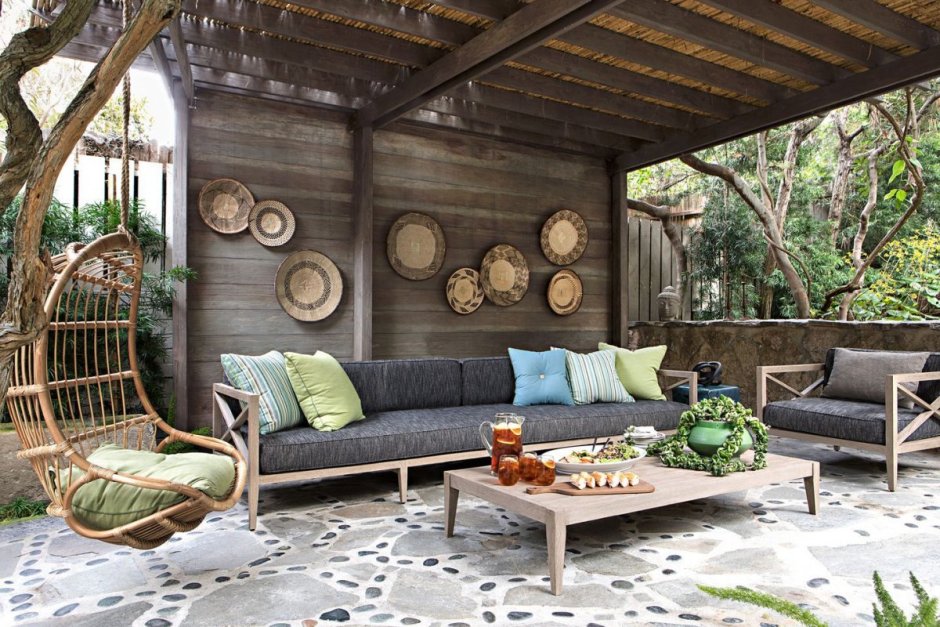 Беседка в морском стиле на даче