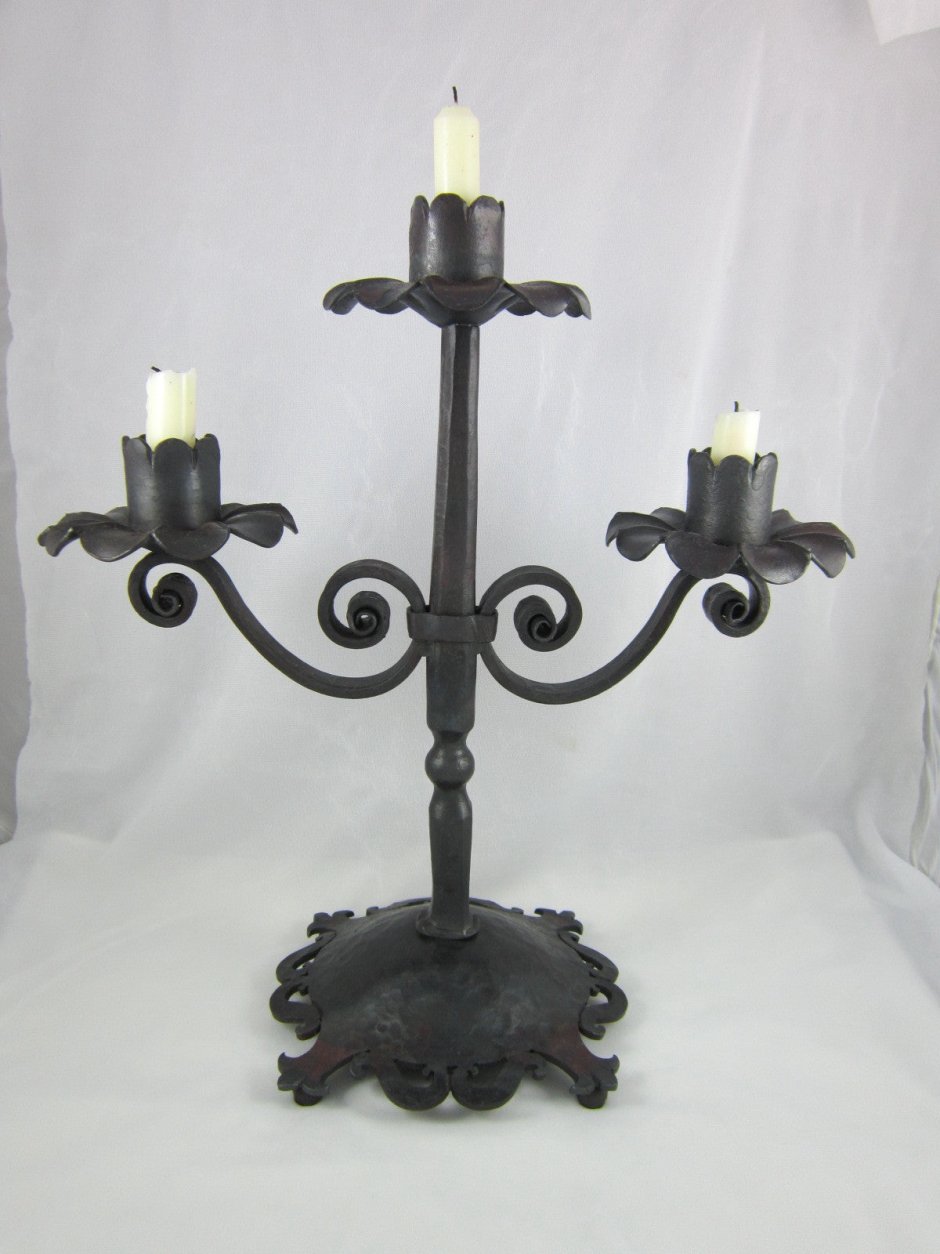 Кованые подсвечники Готика