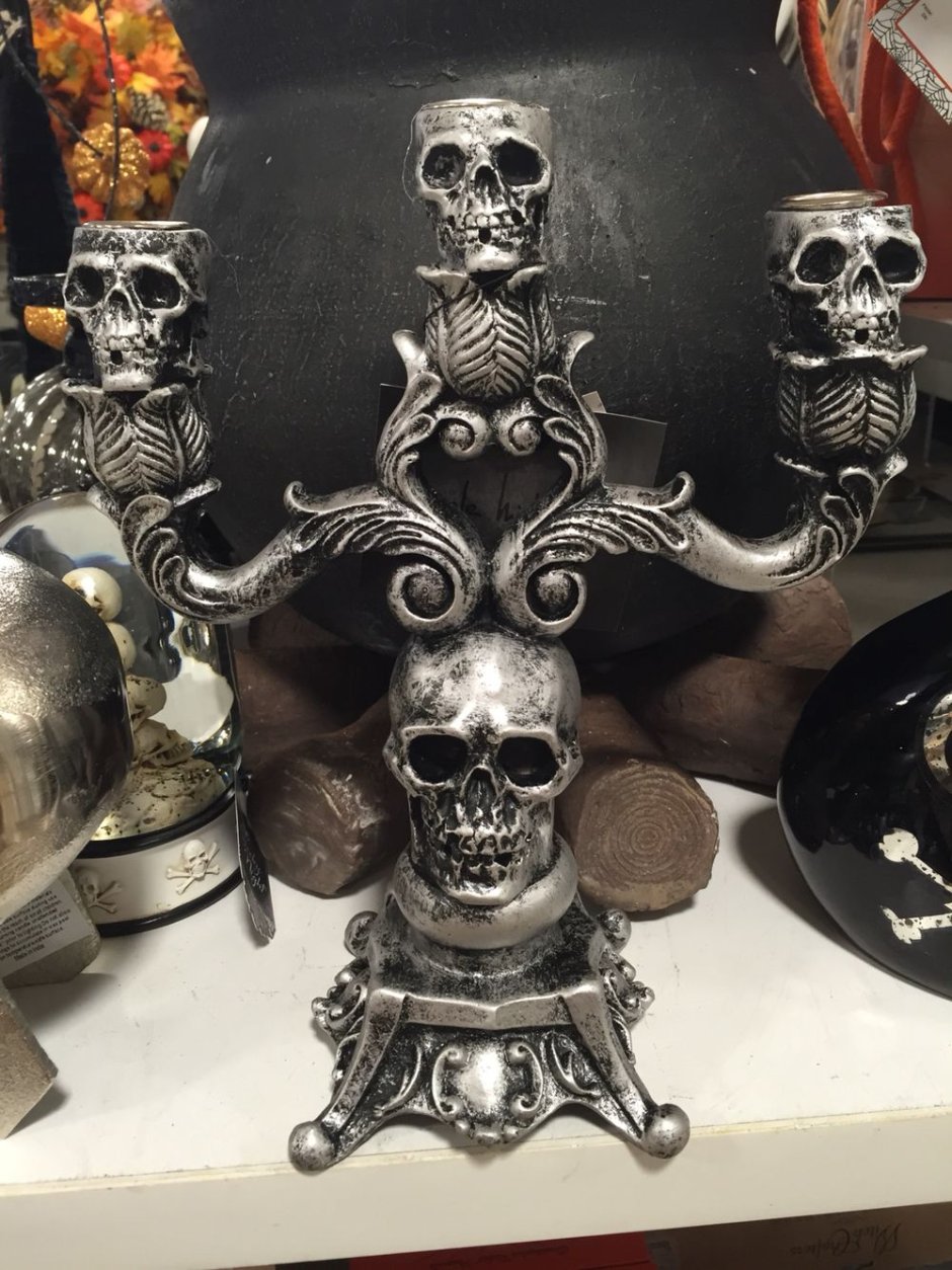 Сатанинский подсвечник