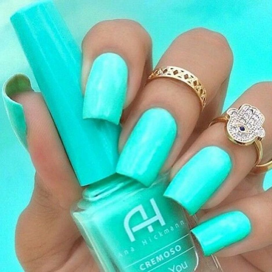 Гелевый бирюзовый лак