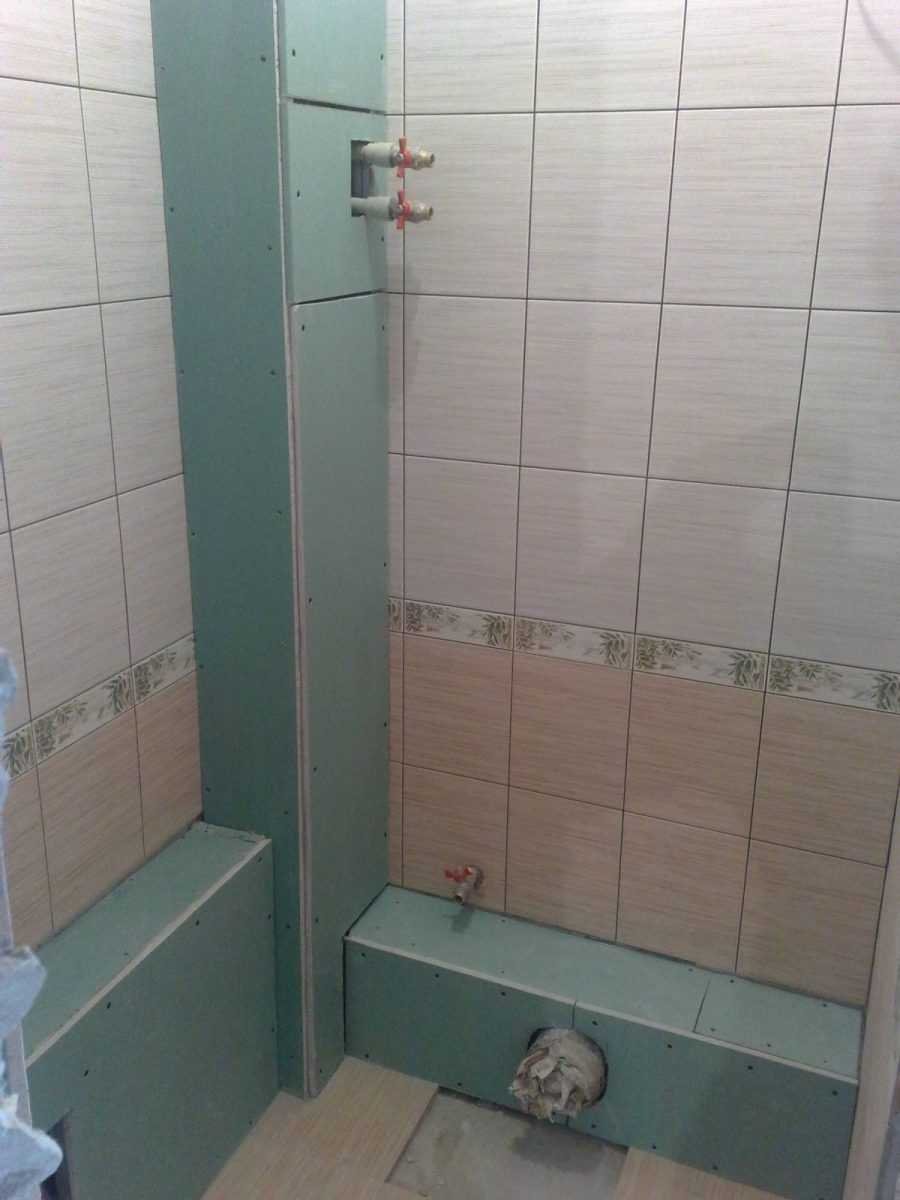 Пластиковые трубы в ванной