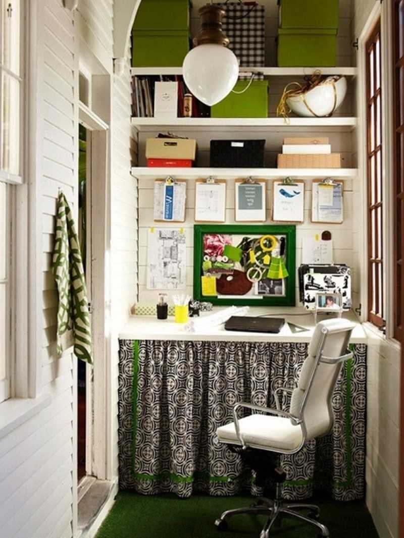 Рабочая зона на балконе