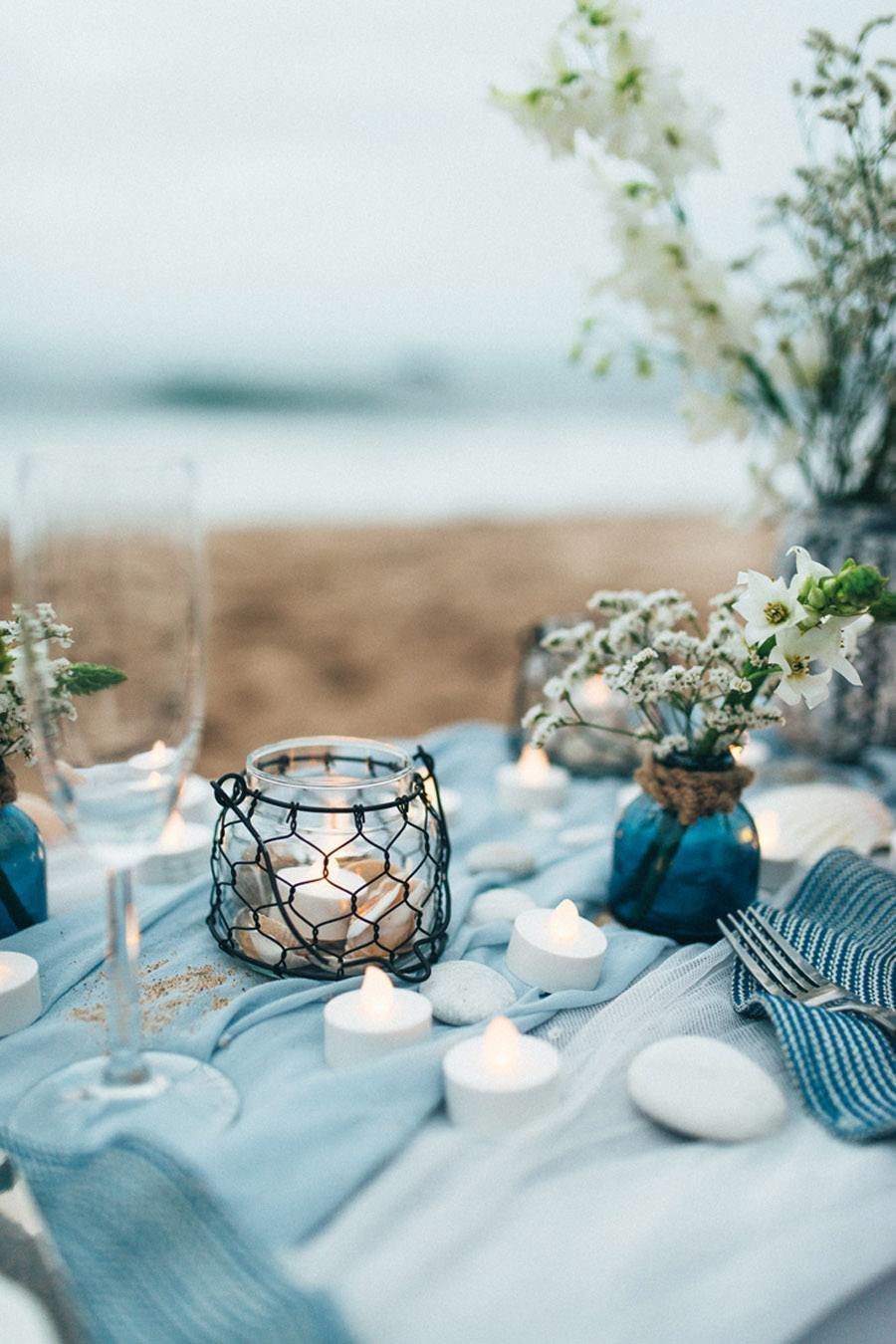 Ткань синяя из устриц