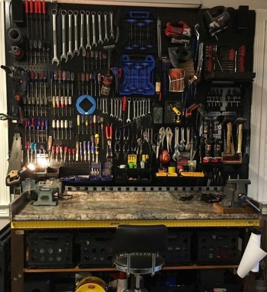 Место для инструментов