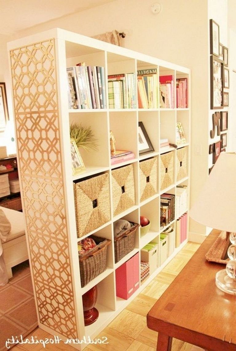 Стеллаж разделитель комнаты