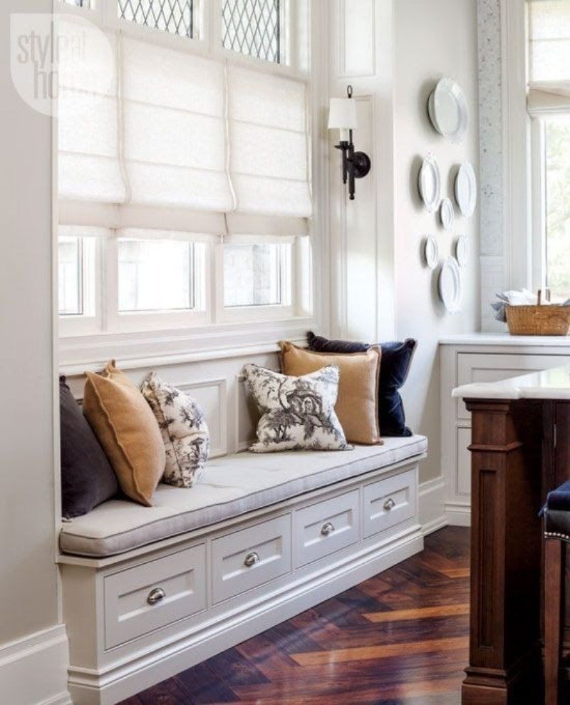 Подушка на подоконник