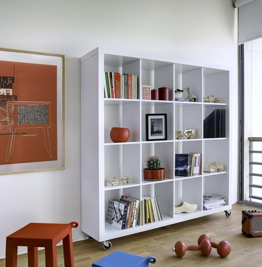 Стеллаж-перегородка для зонирования