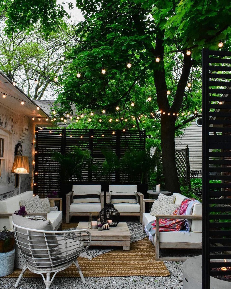 Задний двор