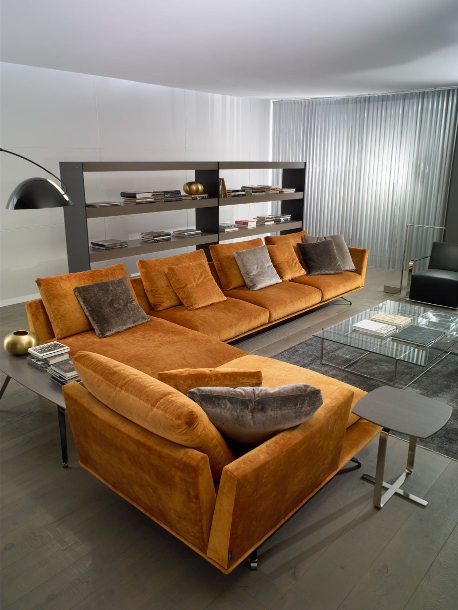 Необычный роскошный диван