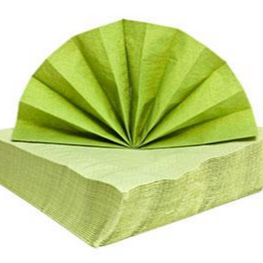 Салфетка веер на белом фоне