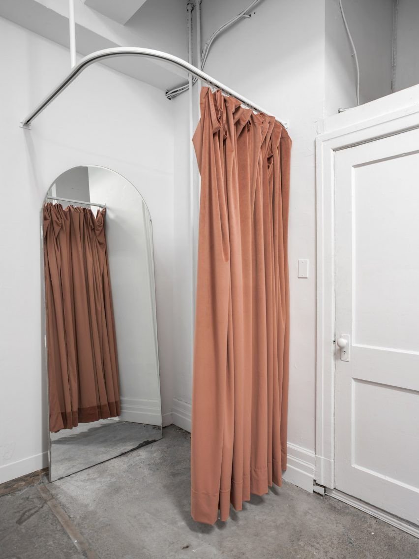 Шторы для примерочной