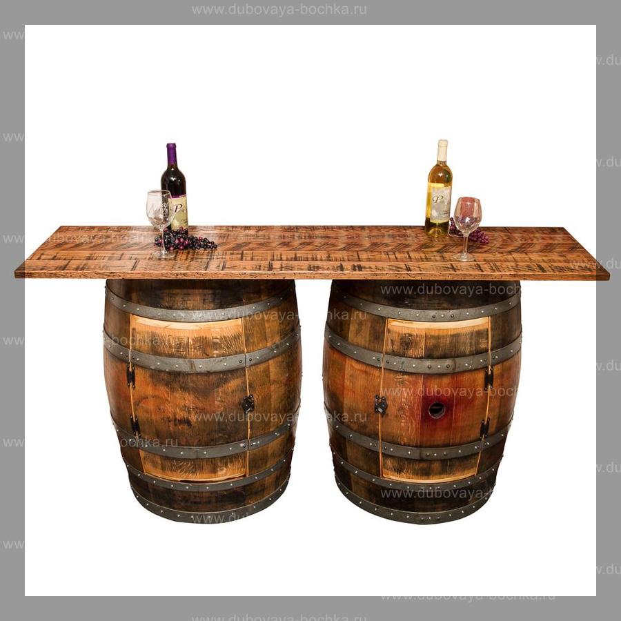 Столы из деревянных бочек