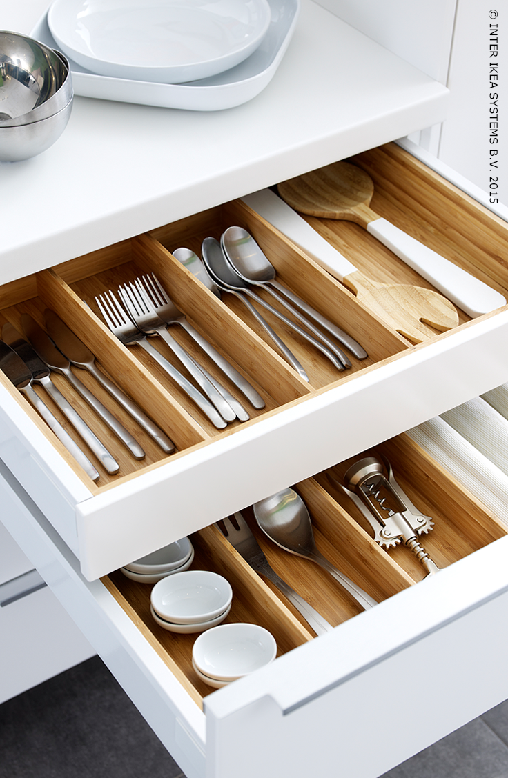 Кухонные шкафы внутри