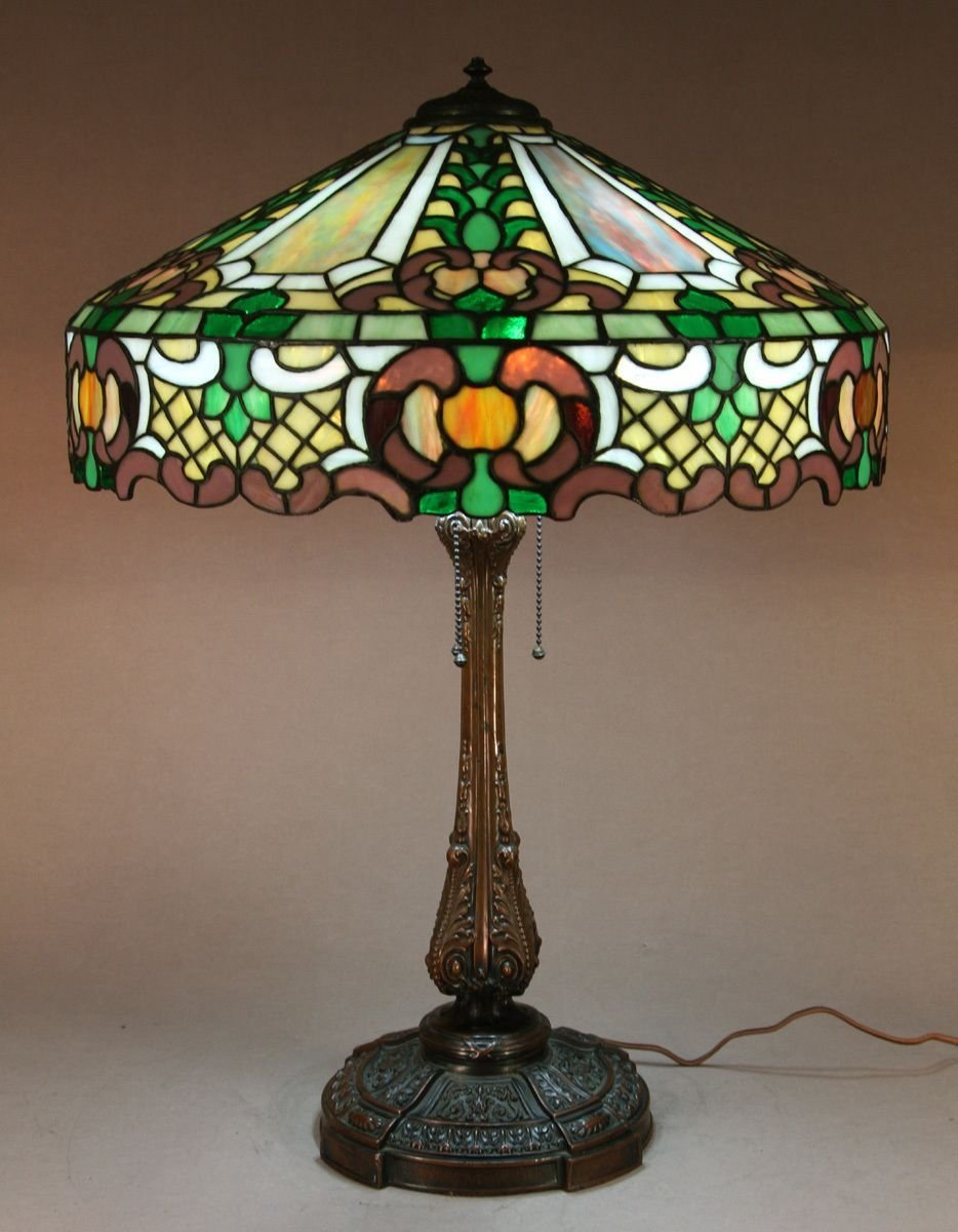 Лампа Тиффани пионы