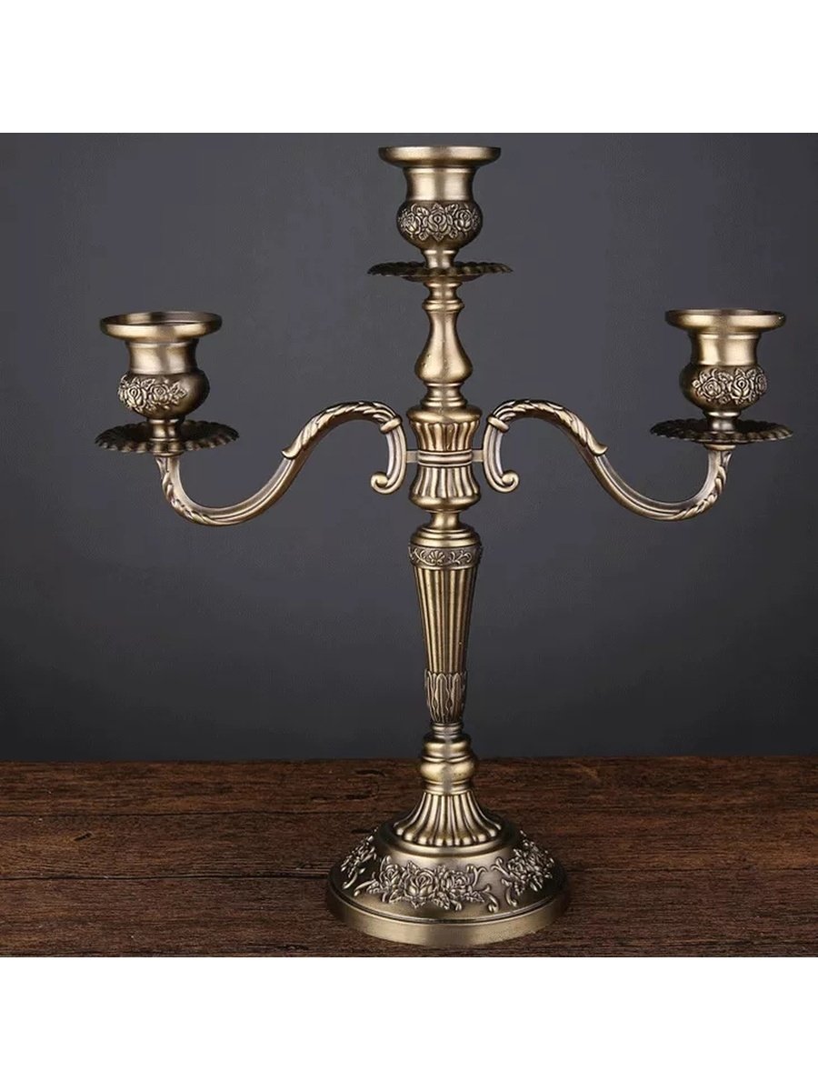 Старинные бронзовые подсвечники