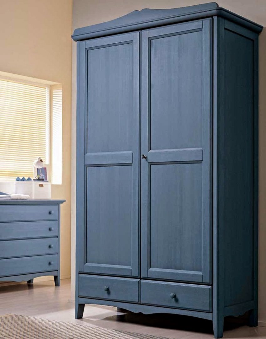 Открытый шкаф икеа в спальне