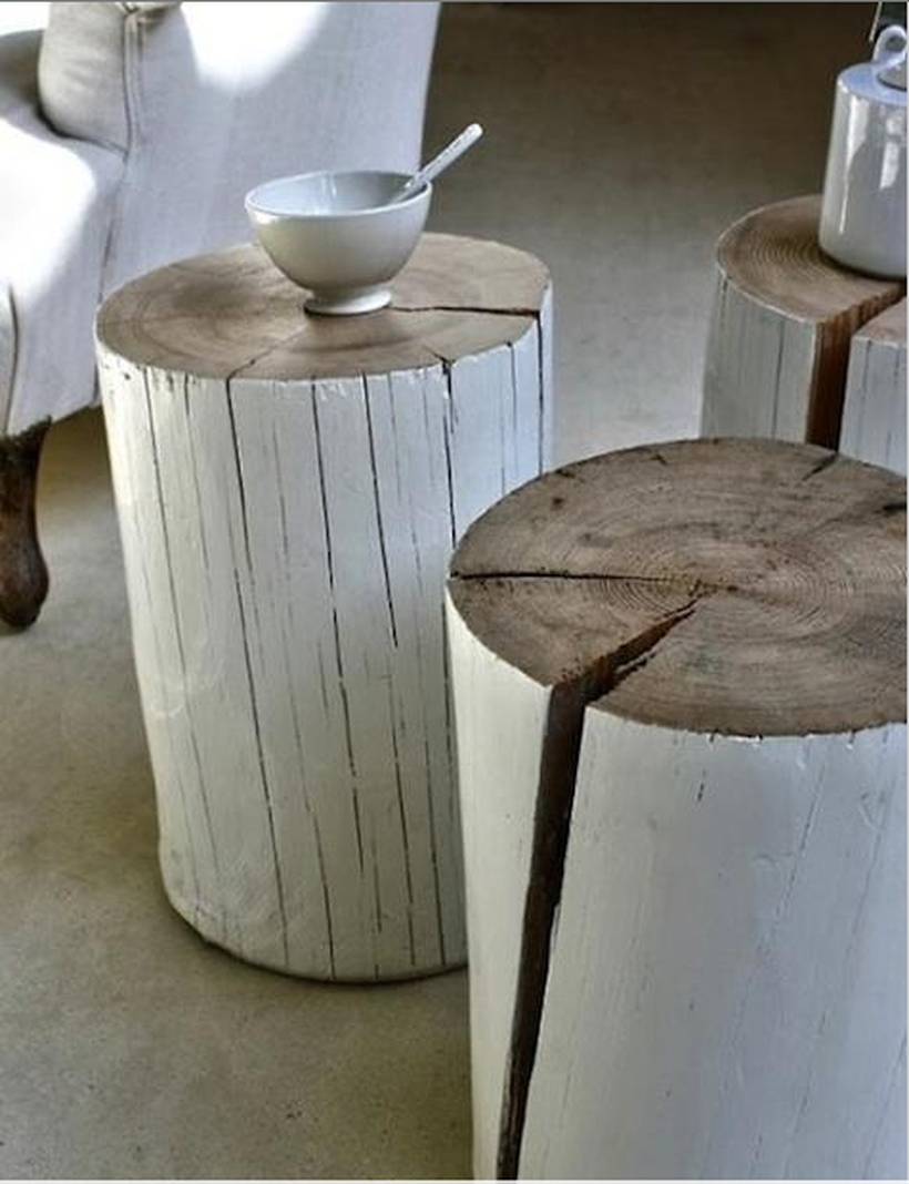 Стол из большого спила дерева