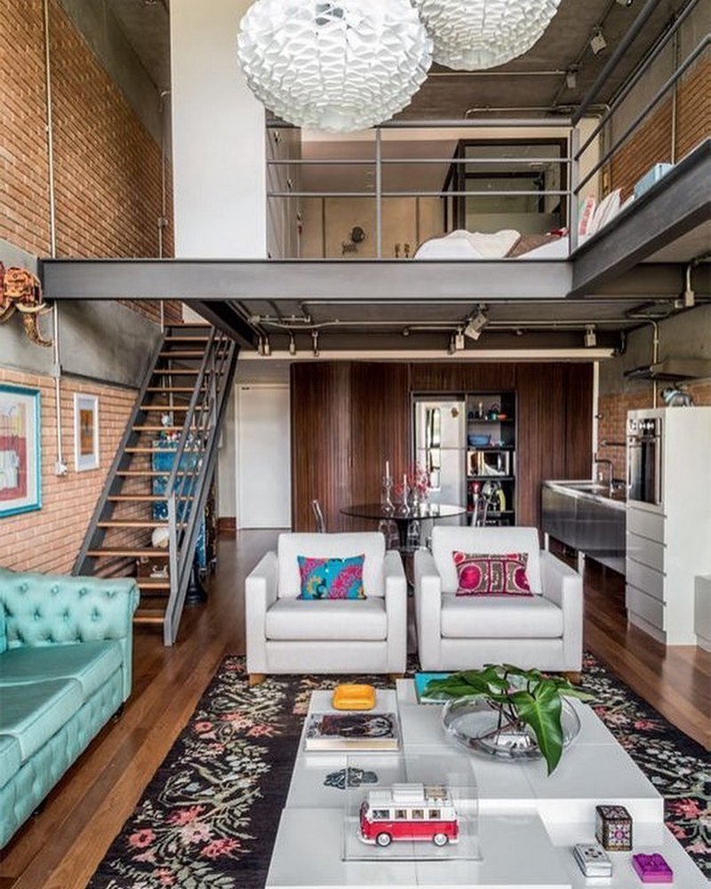 Двухуровневая студия в стиле лофт 20 м2