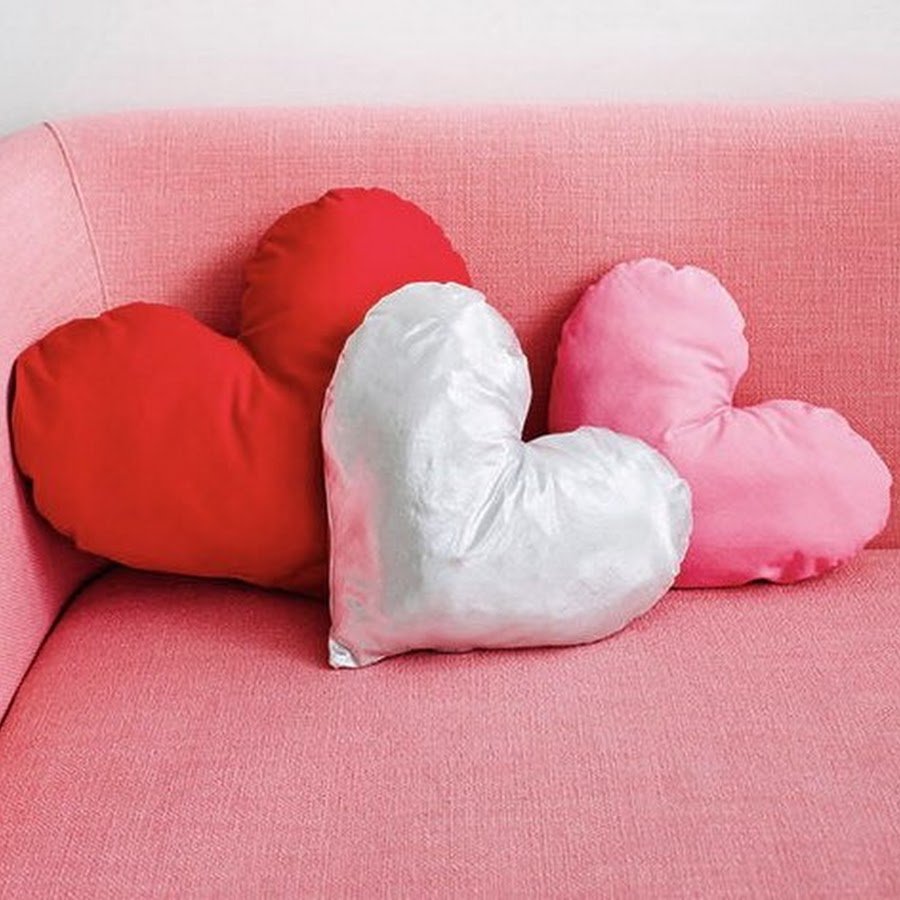 Подушка сердечки