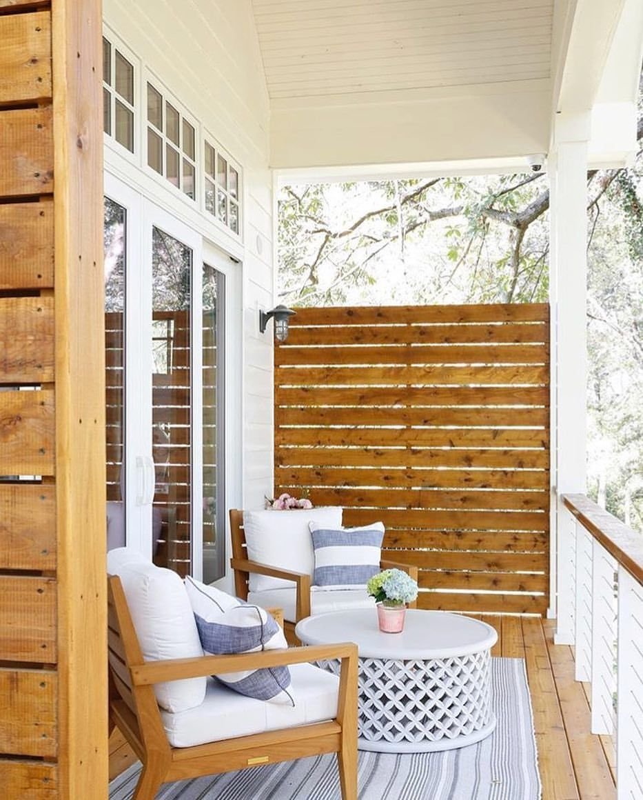 Отделка террасы деревом