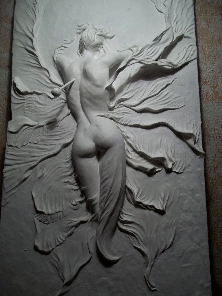 Леонид Ким барельефы