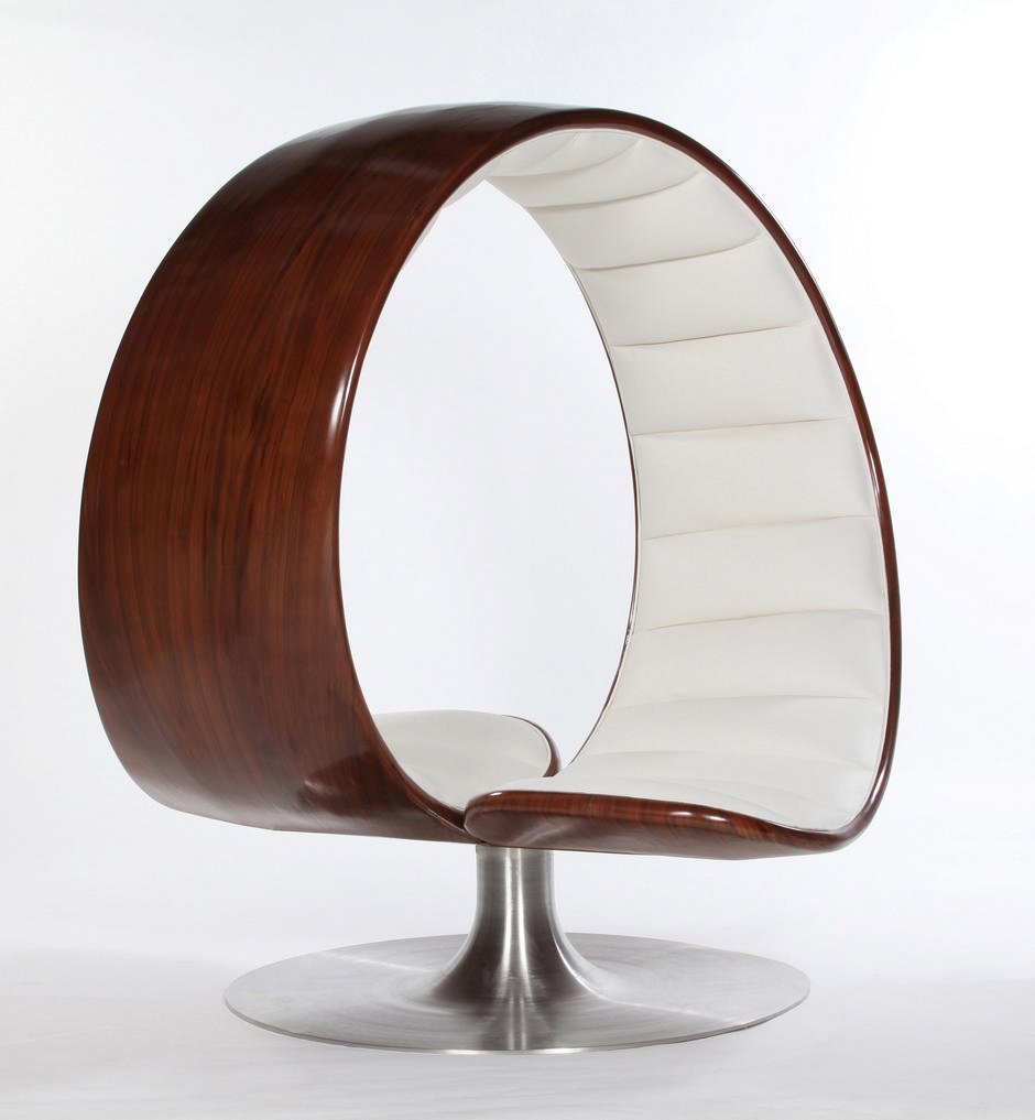 Шикарный деревянный стул
