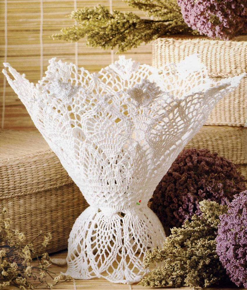 Вязаная ваза