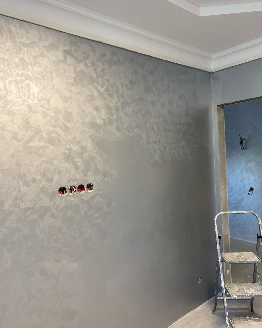 Мокрый шелк для стен