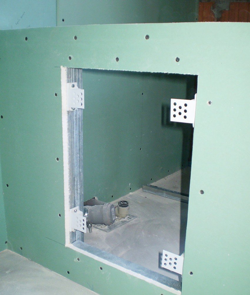 Люк магнитный в ванной под плитку