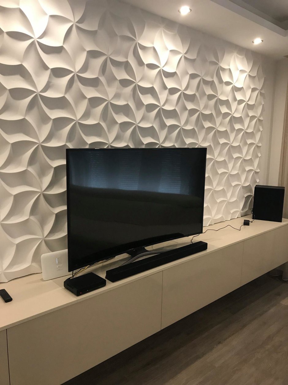 Панели в гостиной