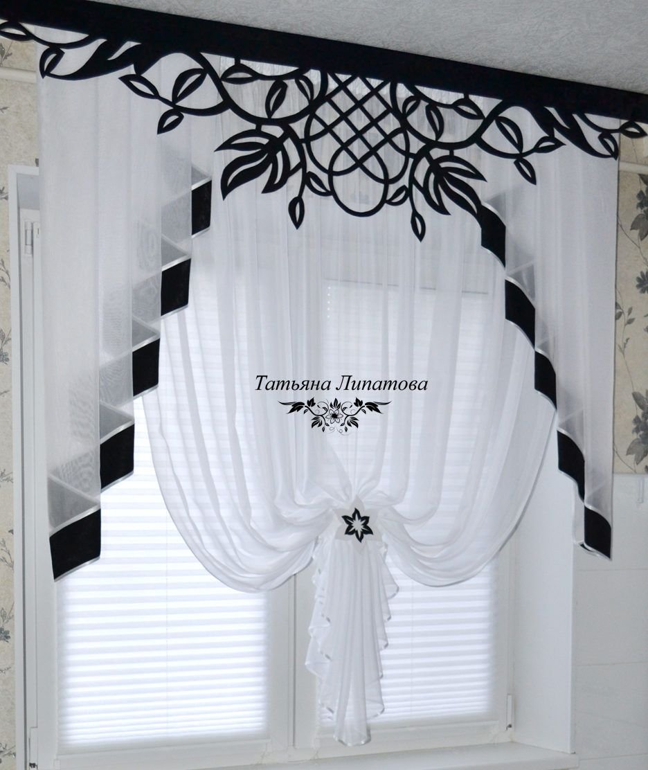 Ламбрекен на окно в кухню