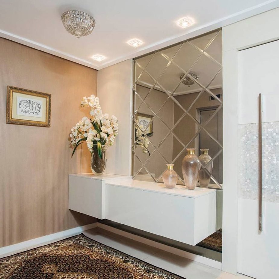 Зеркала в интерьере прихожей