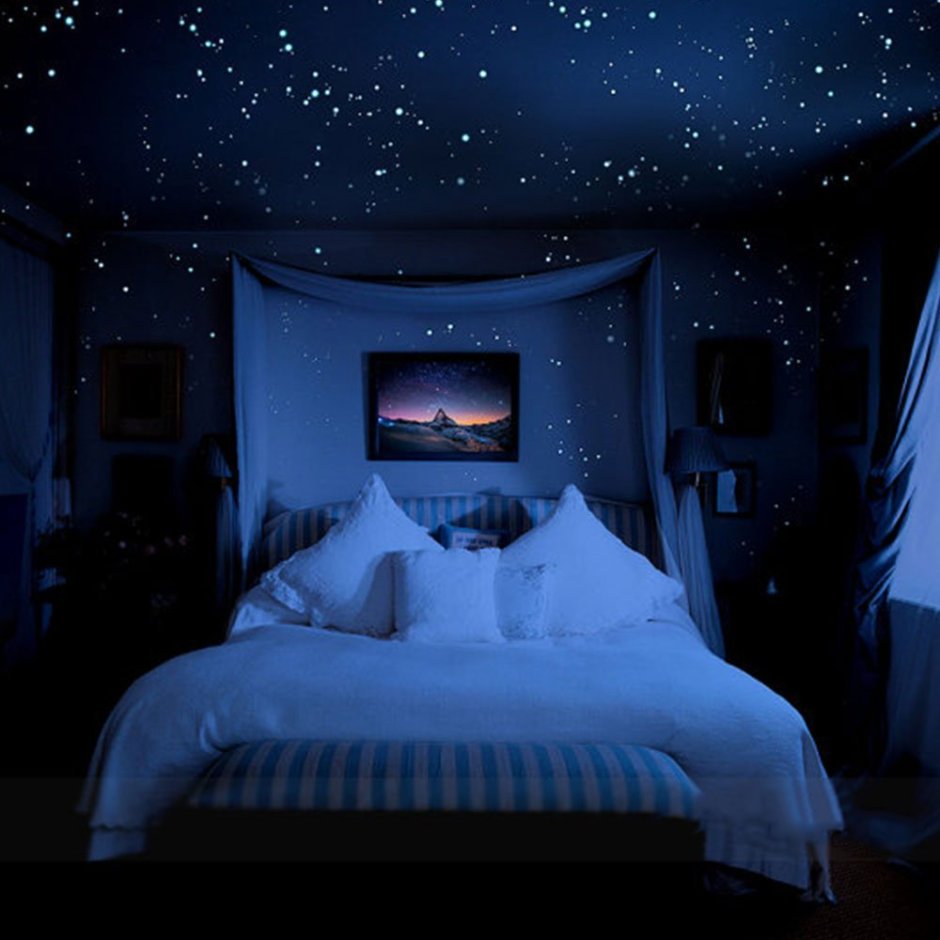 Комната с подсветкой