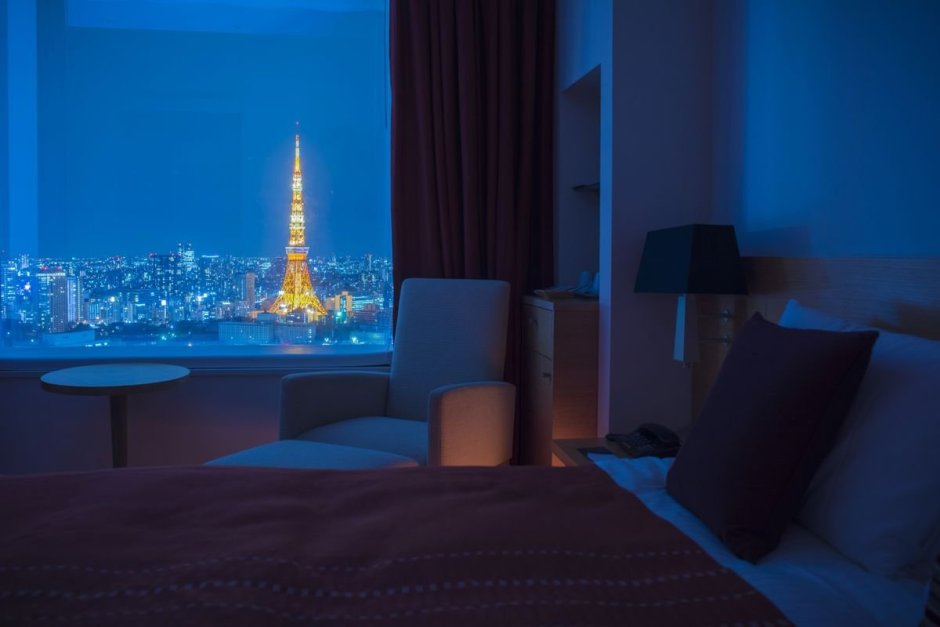 Комната спальня кровать